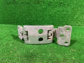 Loading door lower hinge
