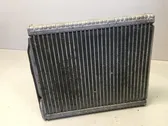 Gaisa kondicioniera radiators (salonā)
