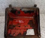 Battery box tray