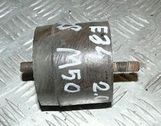 Engine mount vacuum valve