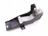 Engine mount bracket