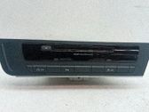 Radio/CD/DVD/GPS-pääyksikkö
