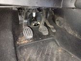 Accelerator throttle pedal