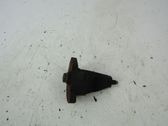 Engine mounting bracket