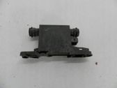 Oven keskuslukituksen ohjausyksikön moduuli