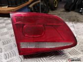 Tailgate rear/tail lights