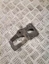 Fender mounting bracket