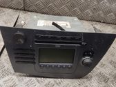 Radio/CD/DVD/GPS head unit