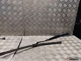 Windshield/front glass wiper blade