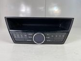 Radio / CD-Player / DVD-Player / Navigation