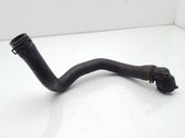 Tuyau de liquide de refroidissement moteur
