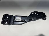 Fender mounting bracket