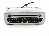 Radio / CD-Player / DVD-Player / Navigation