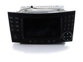 Radio / CD-Player / DVD-Player / Navigation