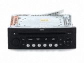 Radio / CD-Player / DVD-Player / Navigation