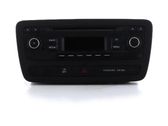 Radio / CD-Player / DVD-Player / Navigation