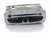 Radio / CD-Player / DVD-Player / Navigation