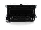 Radio / CD-Player / DVD-Player / Navigation