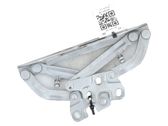 Engine bonnet/hood hinges