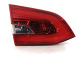 Tailgate rear/tail lights