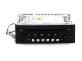 Radio / CD-Player / DVD-Player / Navigation