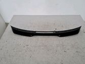 Tailgate/trunk spoiler