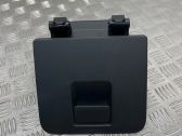 Glove box