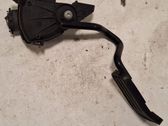 Accelerator throttle pedal