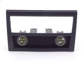 12V Steckdose vorne