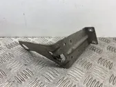 Fender mounting bracket