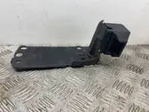 Staffa di montaggio del radiatore