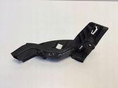 Rear bumper mounting bracket