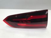 Tailgate rear/tail lights