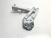 Engine bonnet/hood hinges