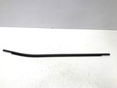 Rear door windshield rail