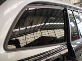Vidrio lateral trasero