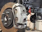 Caliper de freno delantero
