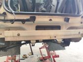 Front bumper mounting bracket
