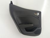 Moldura del tarjetero de la puerta trasera