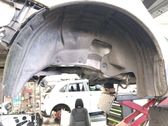 Rear arch fender liner splash guards