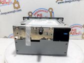 Radio / CD-Player / DVD-Player / Navigation