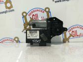 Motor del regulador de la ventanilla de la puerta delantera