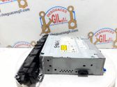 Radio / CD-Player / DVD-Player / Navigation