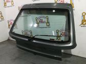 Takaluukun/tavaratilan kansi