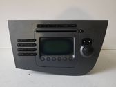 Radio / CD-Player / DVD-Player / Navigation