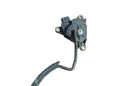 Accelerator throttle pedal