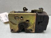 Serrure de porte avant