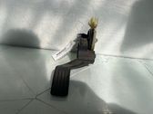 Accelerator throttle pedal