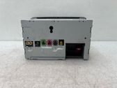Radio / CD-Player / DVD-Player / Navigation