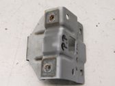 Fender mounting bracket